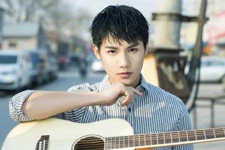 娱乐吃瓜君郑业成